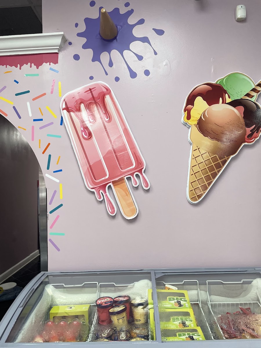 901 Slushies Ice Cream & Treats photo 2