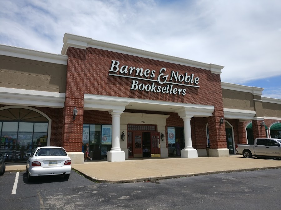 Barnes & Noble (Wolfchase Galleria) photo 1