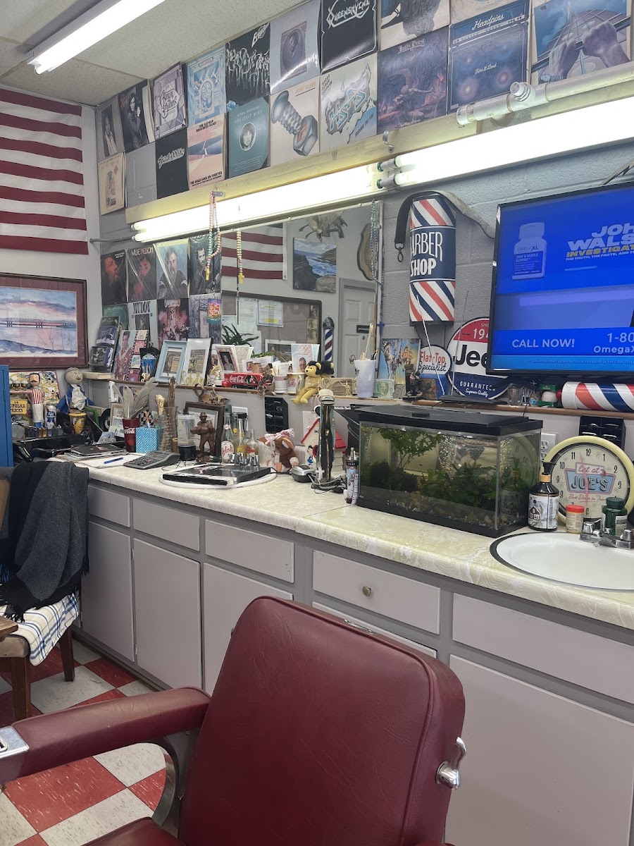 Bartlett Barber Shop photo 3