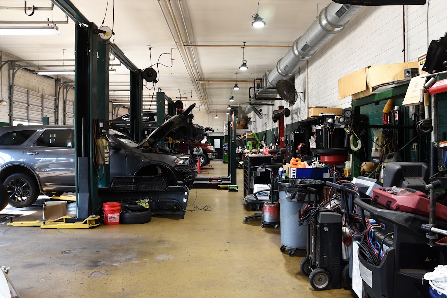 Christian Brothers Automotive Bartlett photo 3