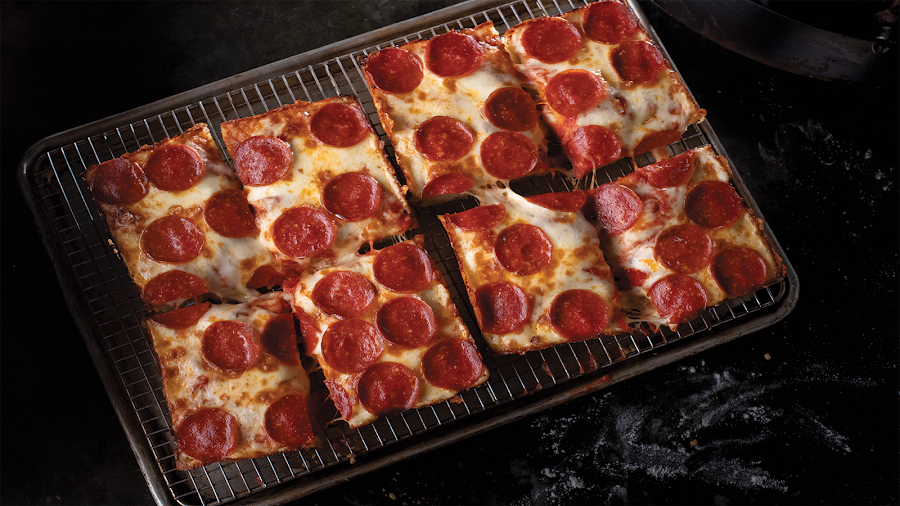 Jet's Pizza photo 2