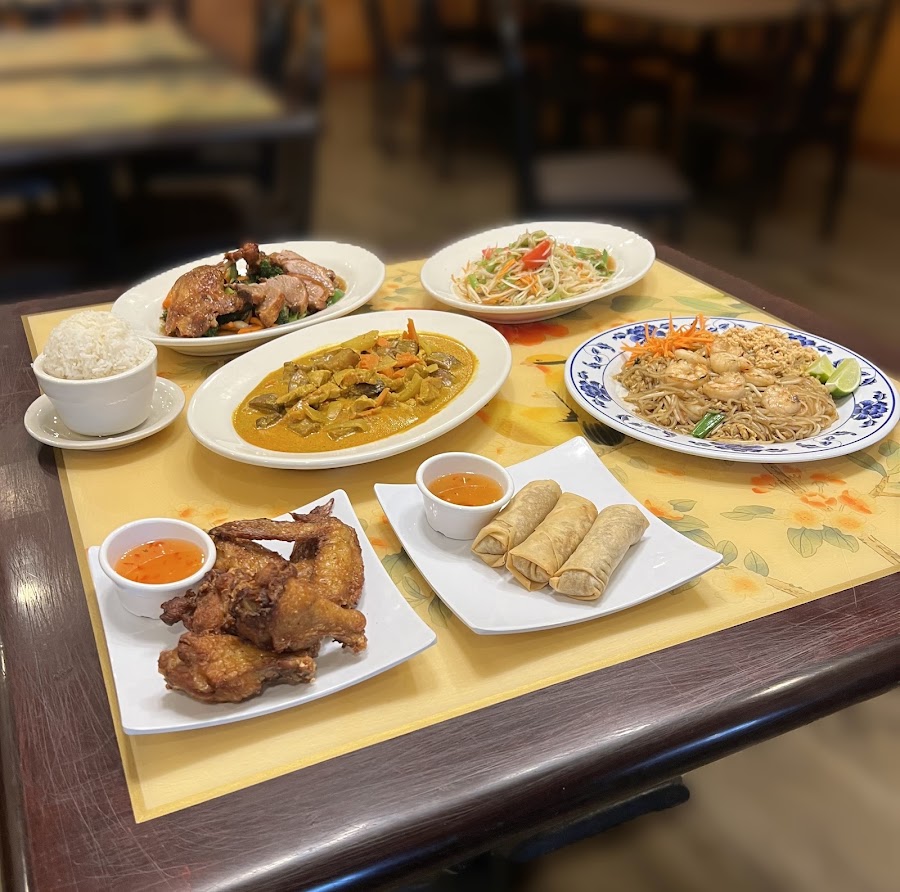 Lotus Thai Restaurant photo 2