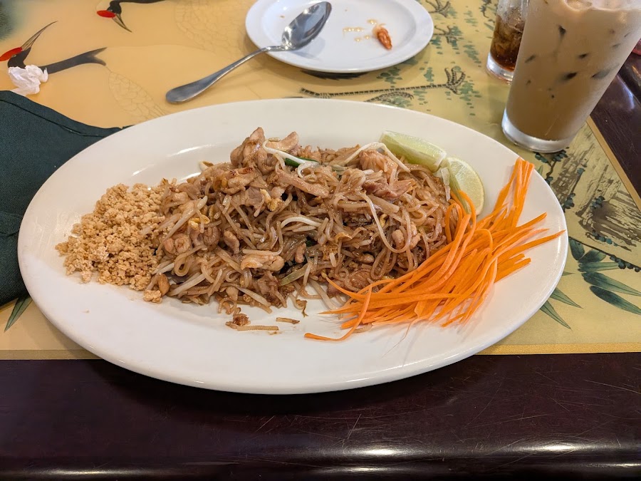 Lotus Thai Restaurant photo 4