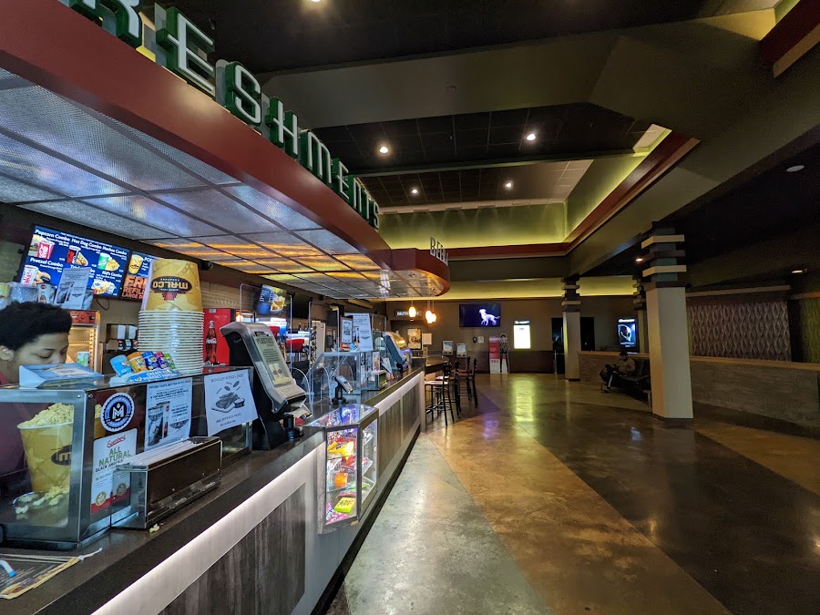 Malco Wolfchase Cinema Grill photo 2