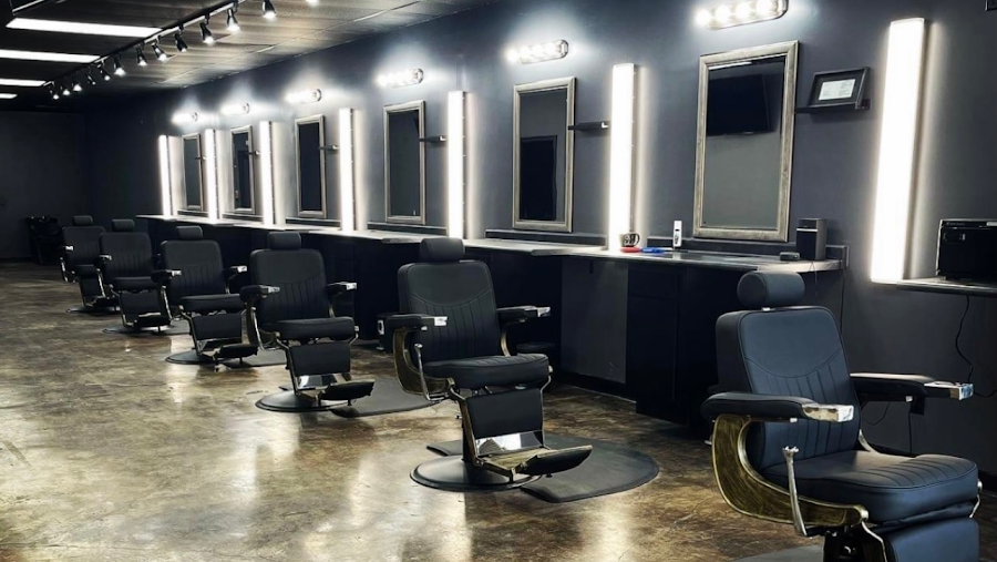 Riley's Cutz photo 1