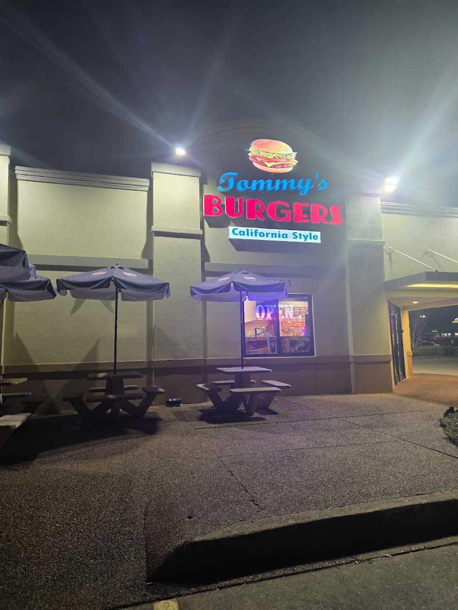 Tommy's Burger California Style photo 1