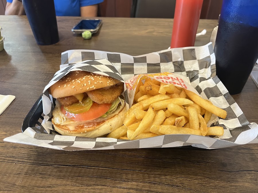 Tommy's Burger California Style photo 4