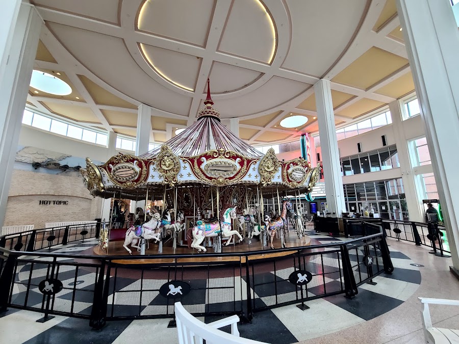 Wolfchase Galleria photo 3